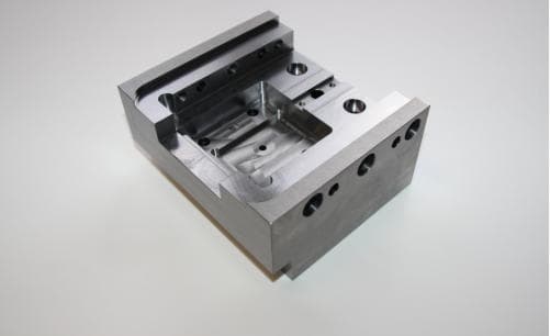 MerCell GmbH CNC - Fertigungstechnik