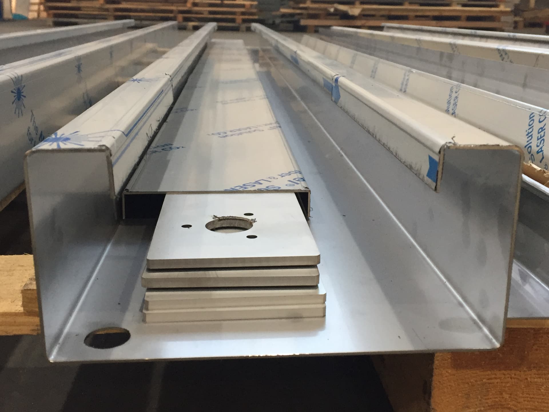 DLASER / H2 SRL