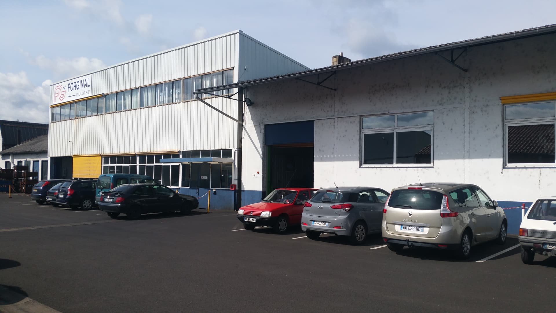 FORGINAL INDUSTRIE<br>ING. PHILIPPE PERRET EXPORT ABTEILUNG