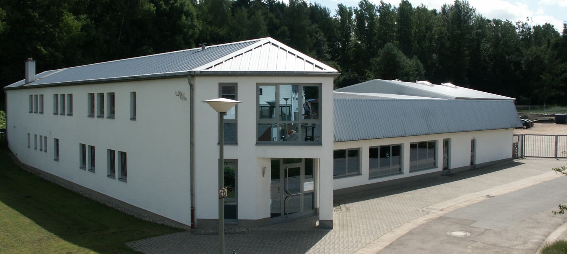 Bernhard & Reiner GmbH CNC-Zerspanungstechnik - Vorrichtungsbau