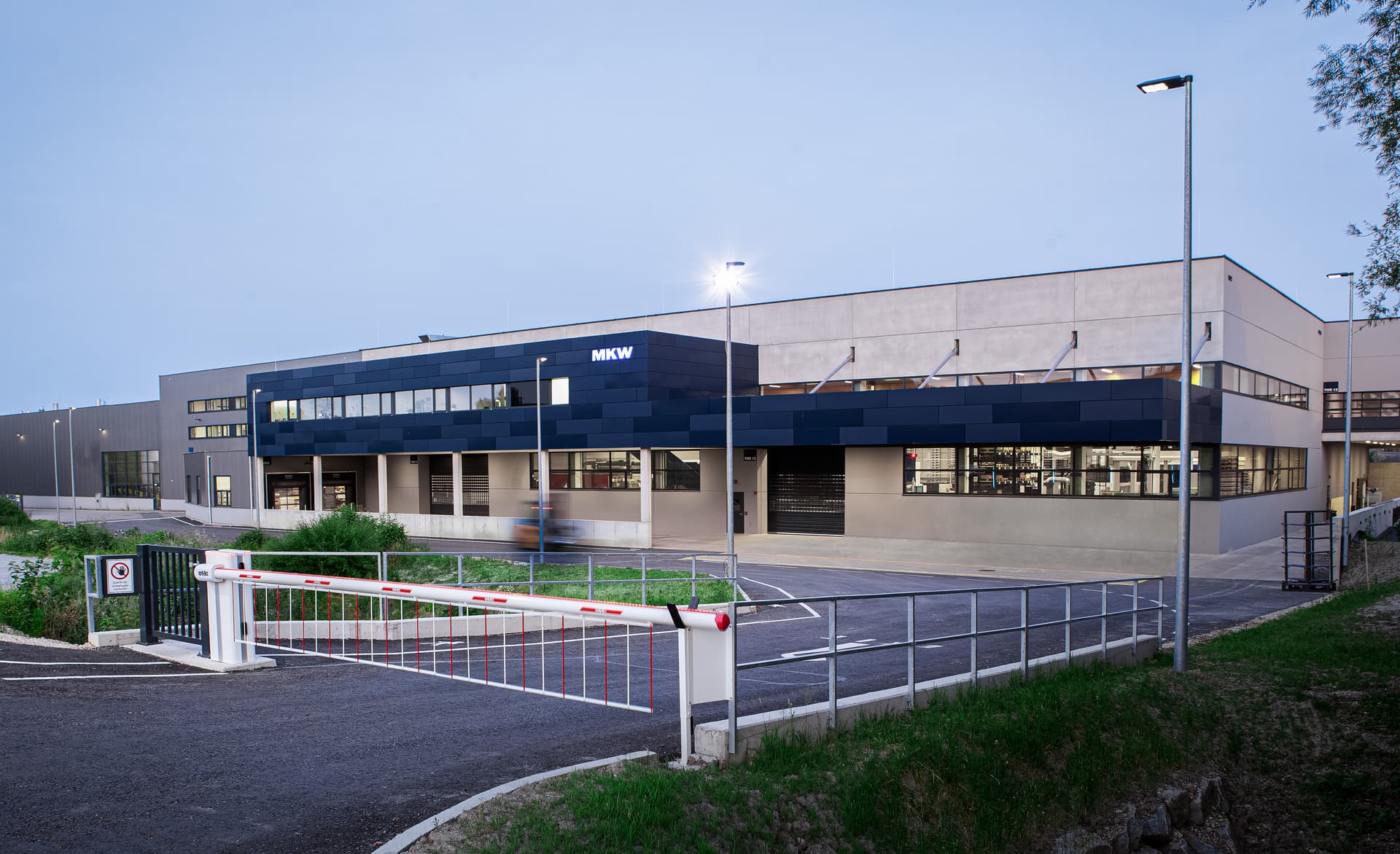 MKW Oberflächen + Draht GmbH