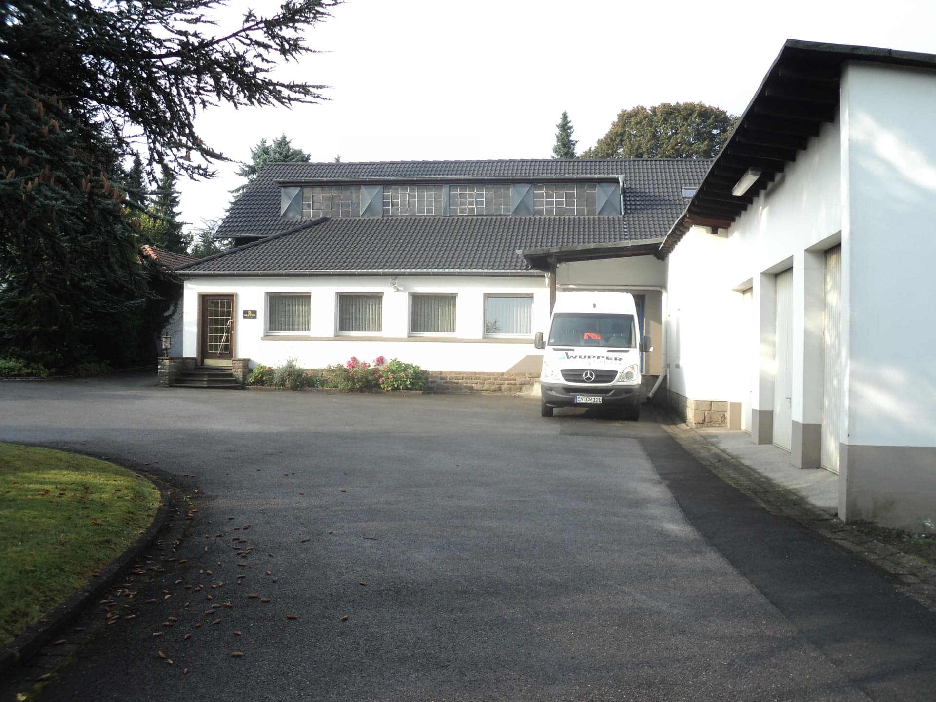 Carl Wupper GmbH Federnfabrik <br>Stanz-/Biegetechnik