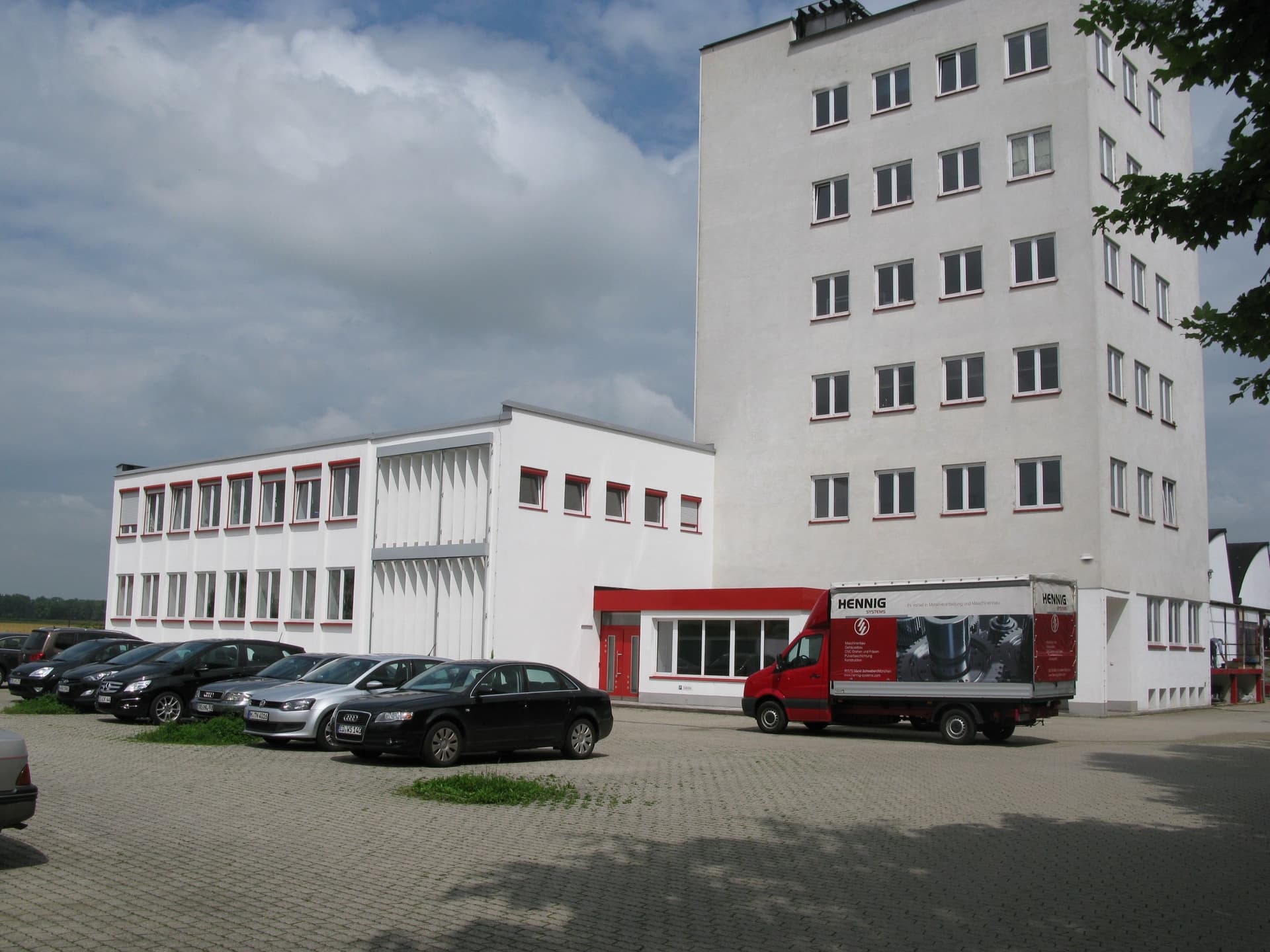 Hennig Systems GmbH Feinwerktechnik & Maschinenbau