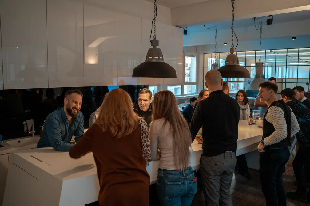Get-together im Büro