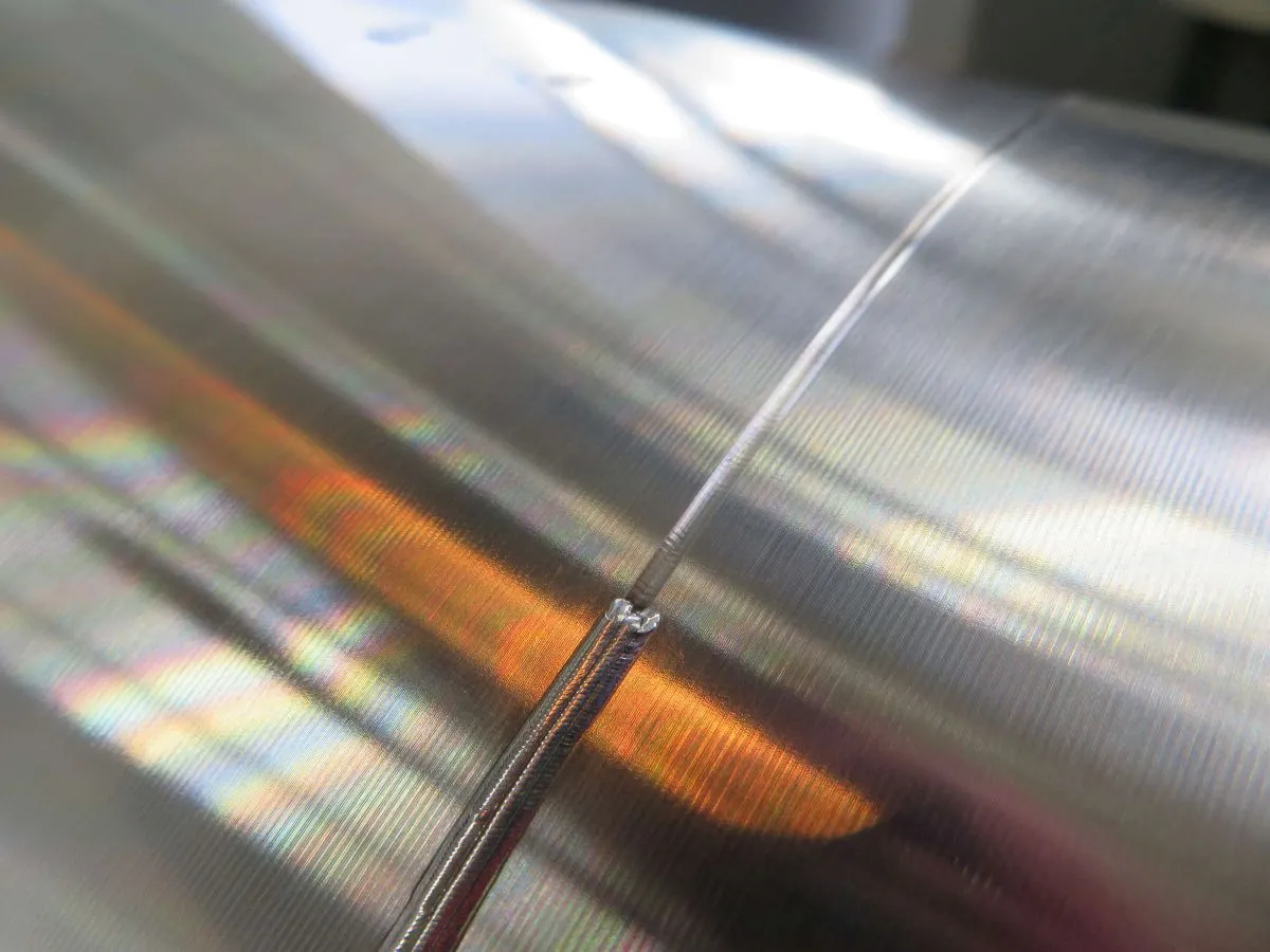 Laser welding of a damaged roller - BLT GmbH Bergmann Laser Technik